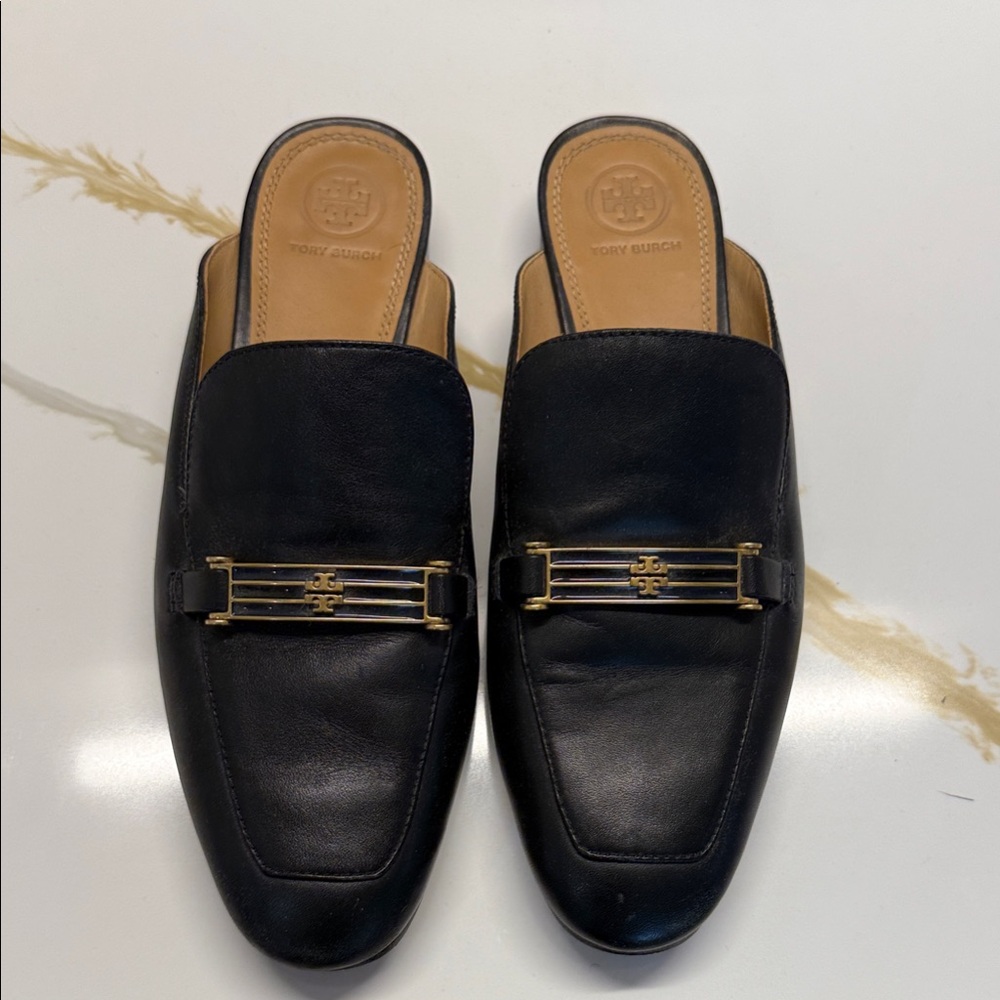 Tory Burch Black Leather women’s  Slip-On Loafers
